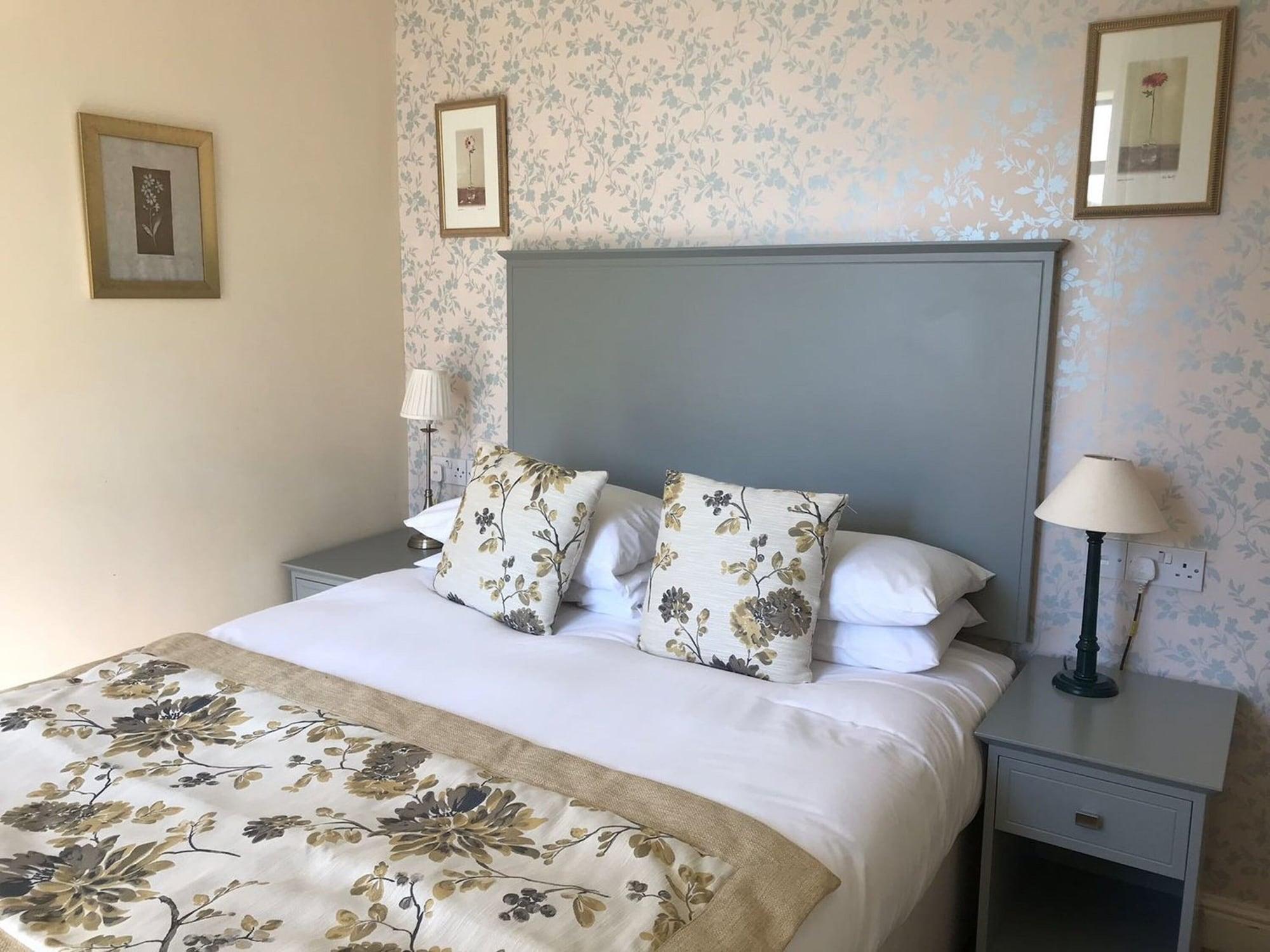 Stanton Manor Hotel チッペナム エクステリア 写真
